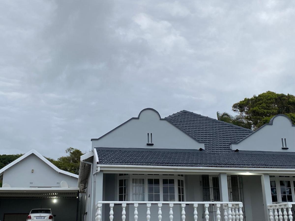 Beautiful Villa - Scottburgh, Durban Buitenkant foto